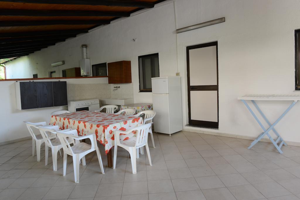 Villaggio La Pantera Rosa Scalea Habitación foto